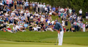 Rickie Fowler Reserves His Flash for the U.S. Open’s First Round